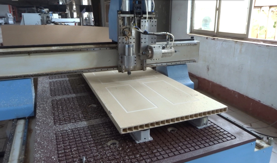 comprar Puertas ventanas máquina de tallado de madera vertical cabeza horizontal online manufacture