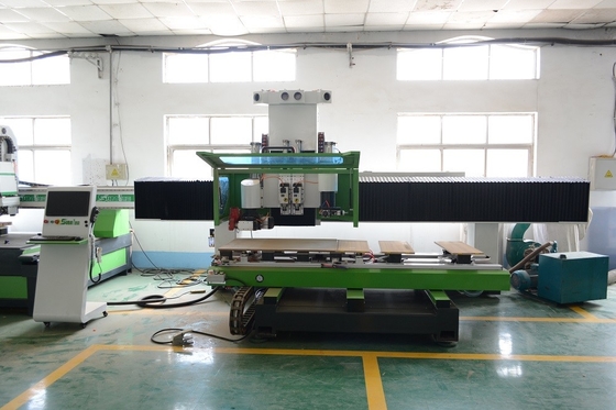 comprar Centro de procesamiento de puertas de madera online manufacture