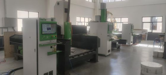 kaufen T-Groove-Tisch Aluminium Extrusion CNC-Bearbeitung mit 5-Achsen-Effizienz und Präzision online manufacture