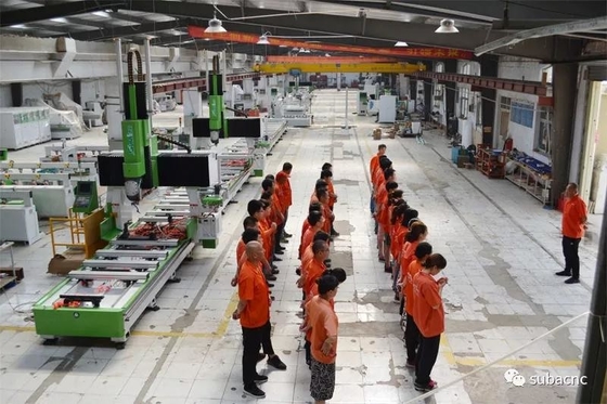 Centro de mecanizado CNC de doble cabeza de 5 ejes para la venta Grabación de molde de perfil 15280