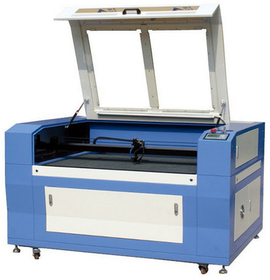Machine de gravure au laser de tissu acrylique plastique 150W machine de découpe au laser
