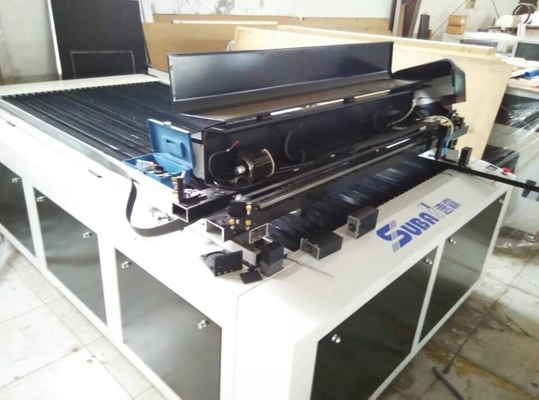 Máquina de grabado con láser de madera de bambú de acrílico cerámico Sistema de control DSP